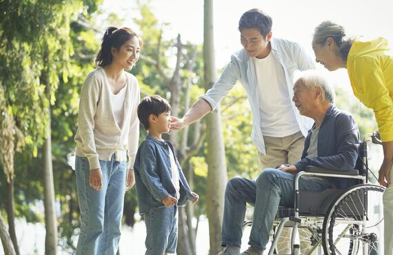 例えば認知症の方の徘徊を防止するご提案も好評 | 大阪市で鍵のことなら西中島ロック・セキュリティ株式会社